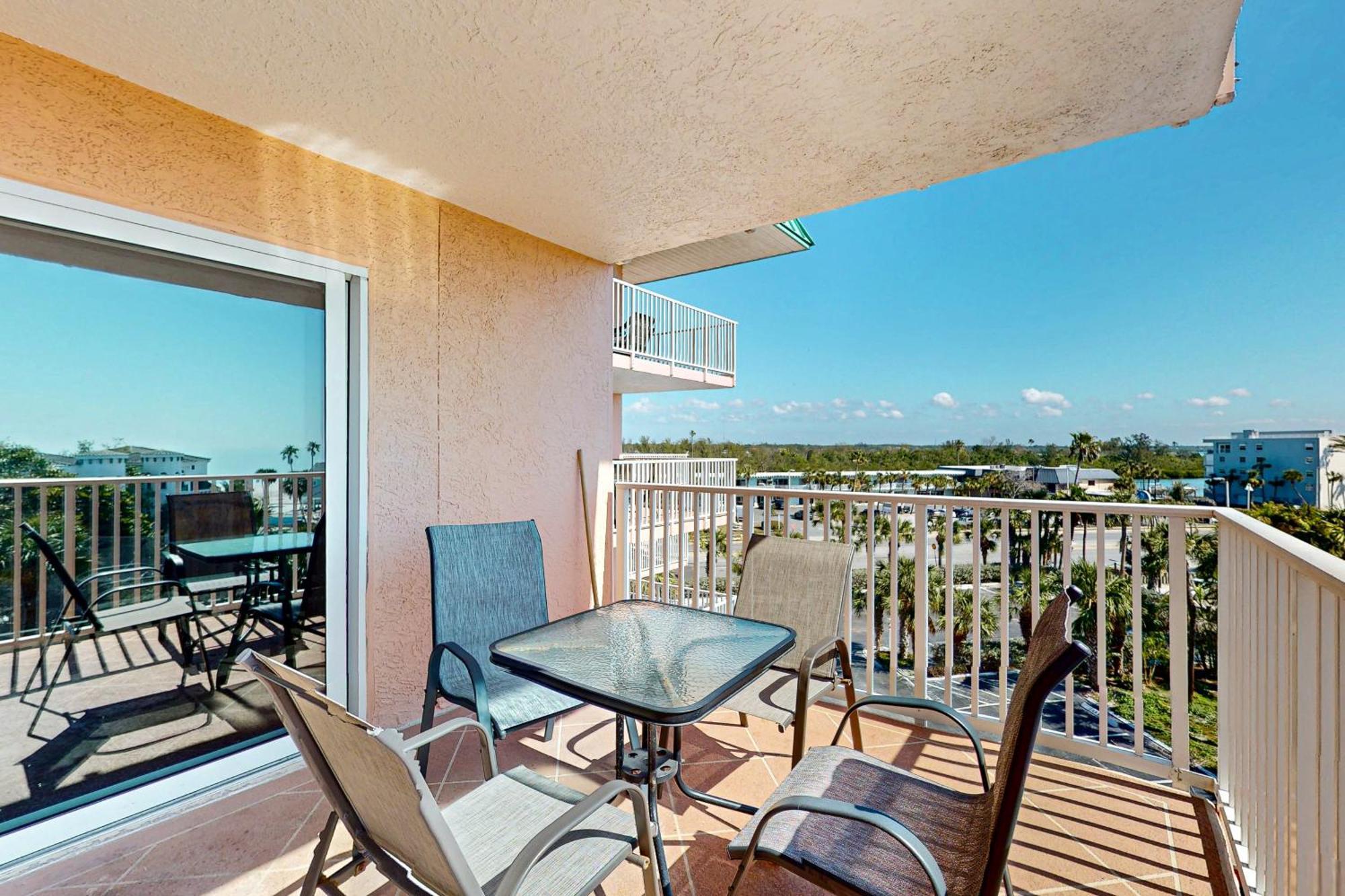 1403 Apartment