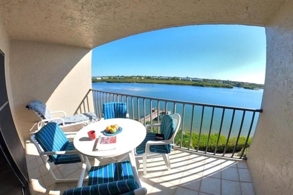 Sea Club #304 - Gone Coastal Clearwater Beach