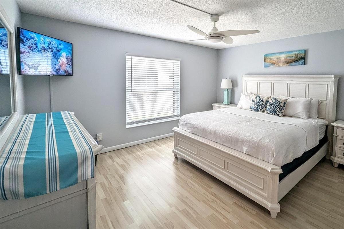 Sea Club #13 - Coastal Charm * Clearwater Beach