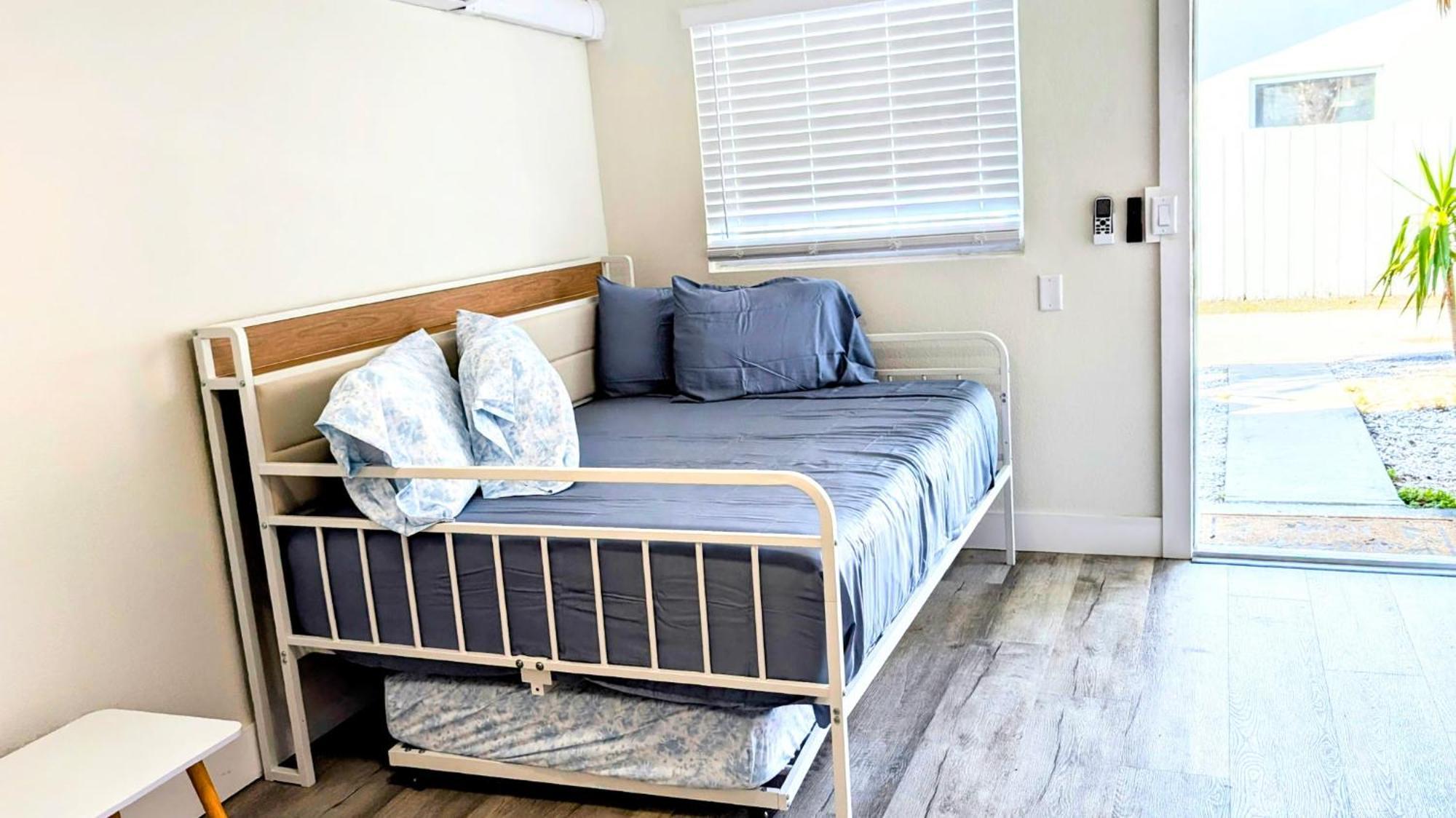 Sunny Retreat Unit 3 Apartment