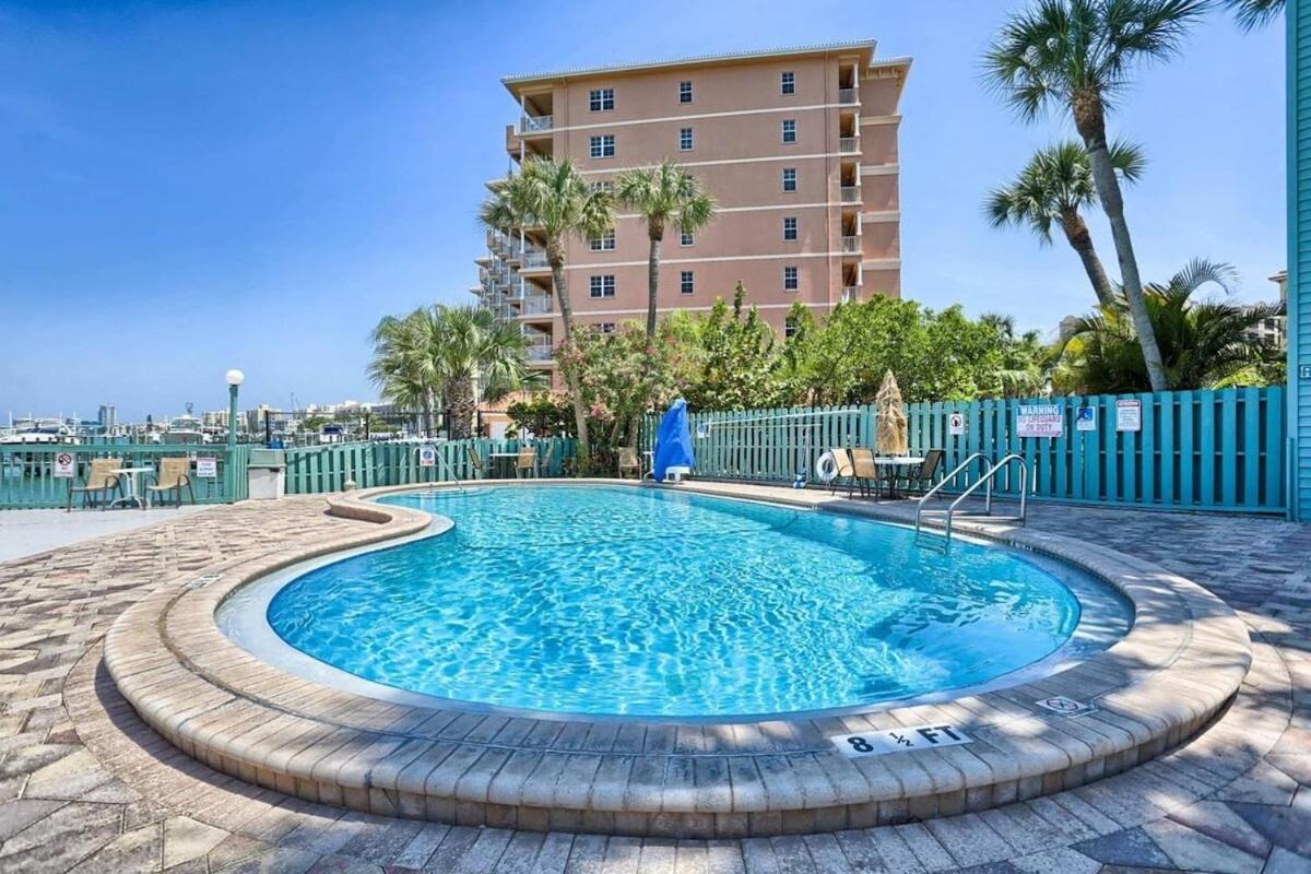 Coastal Retreat I Unbeatable Location I Sleeps 8 *