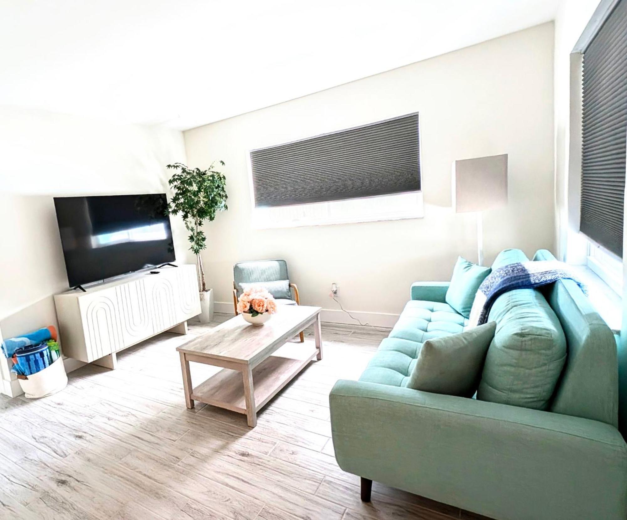 Sun, Sand, Coastal Haven 2 Apartment