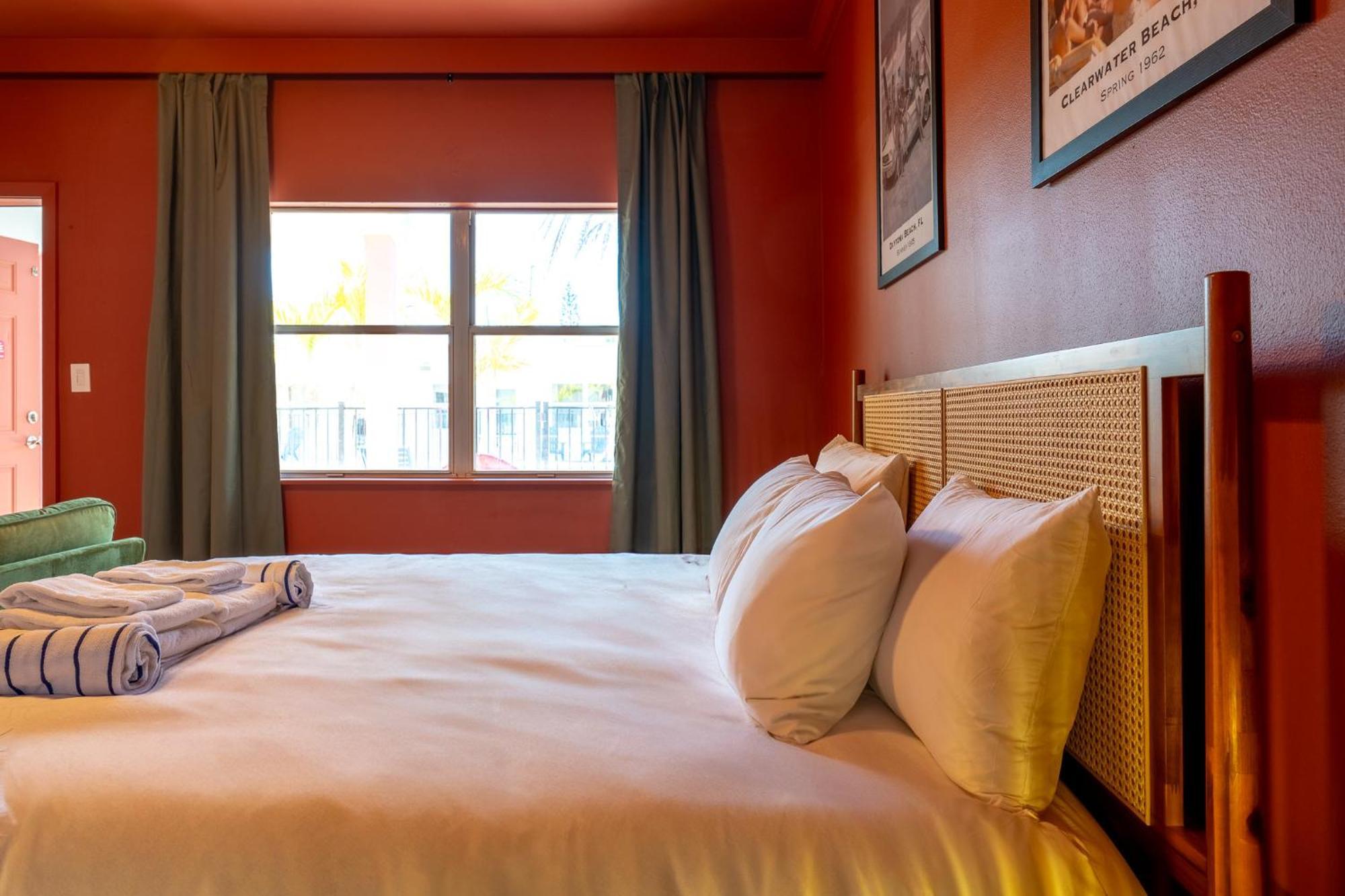 Monaco Vacation Apartment Clearwater Beach