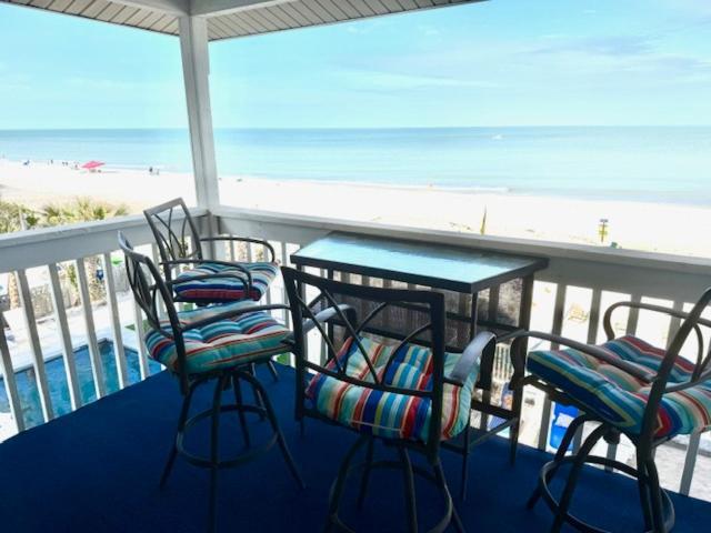 Villa Beachfront Bliss *