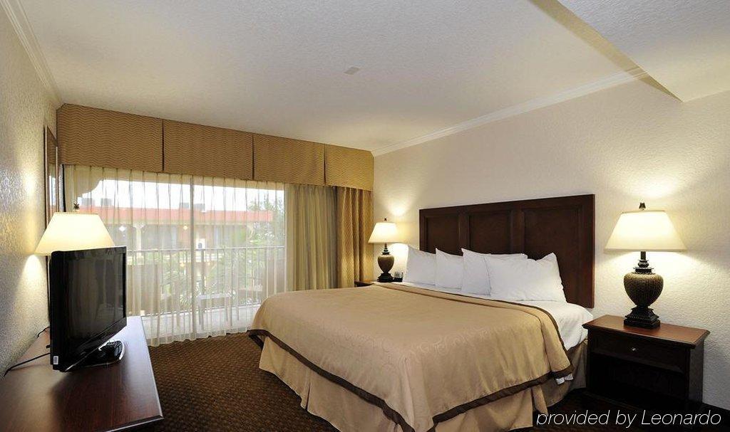 Coconut Cove 3* Clearwater Beach