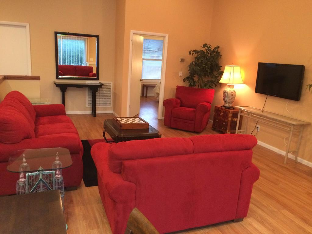 Aqua Beach Two Bedroom Clearwater Beach