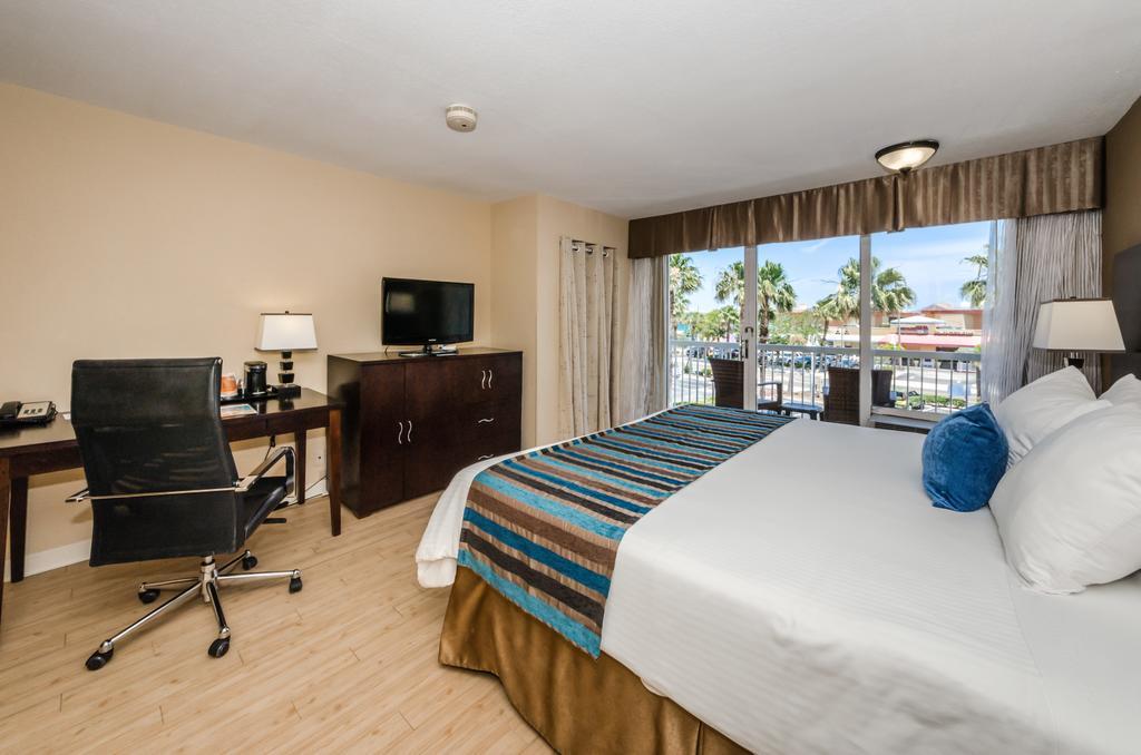 Dreamview Beachfront &