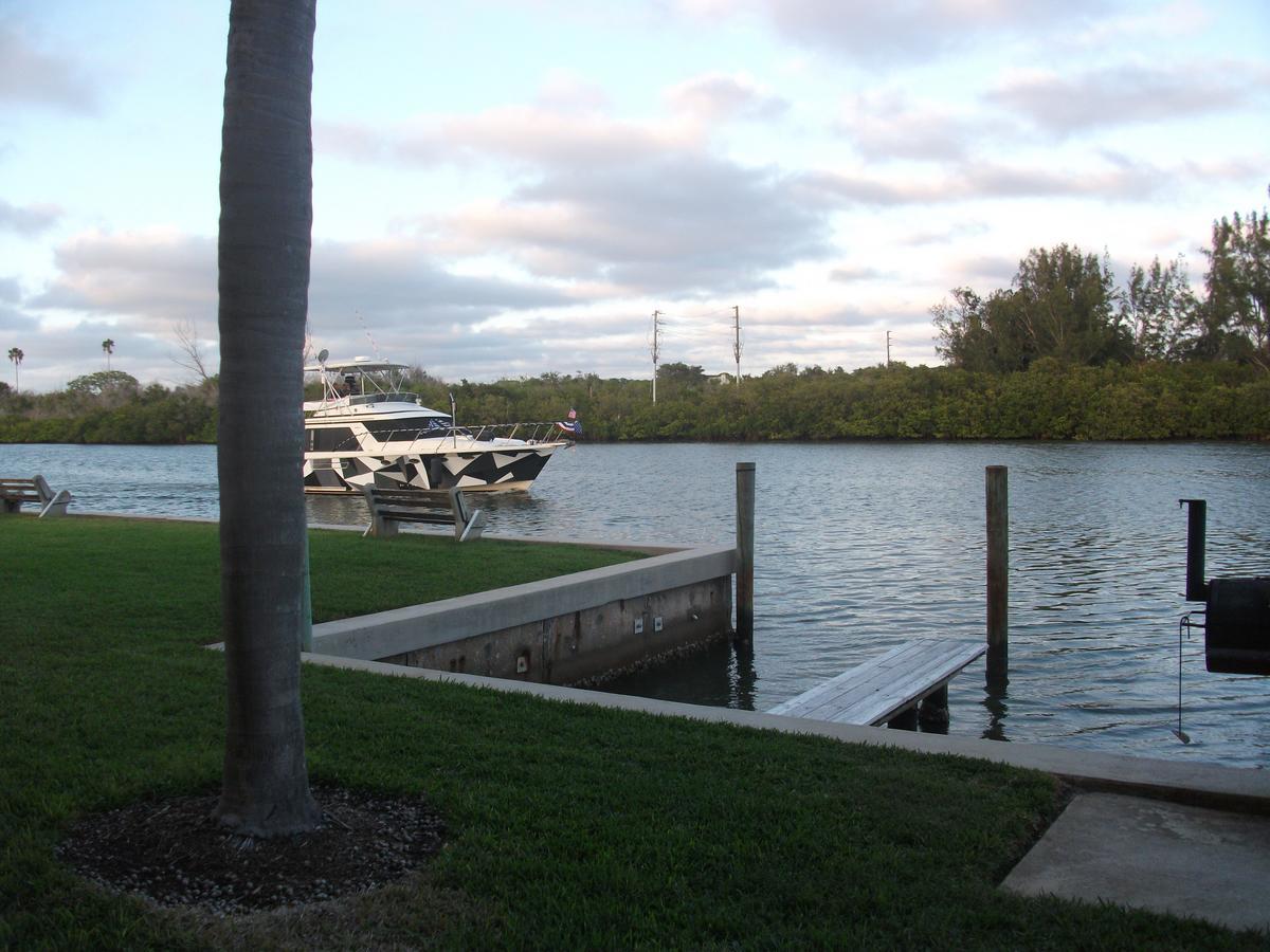 Belleview Gulf Apartment *