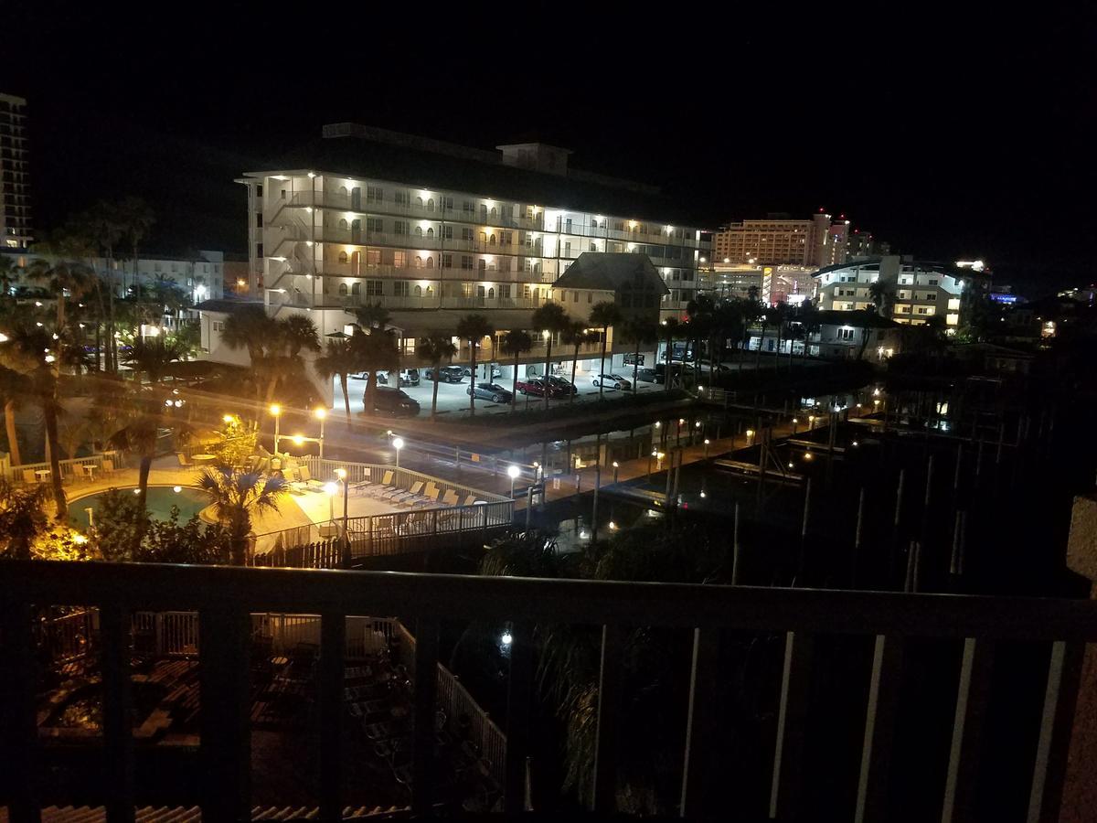 Harborview Grande #400 Apartment