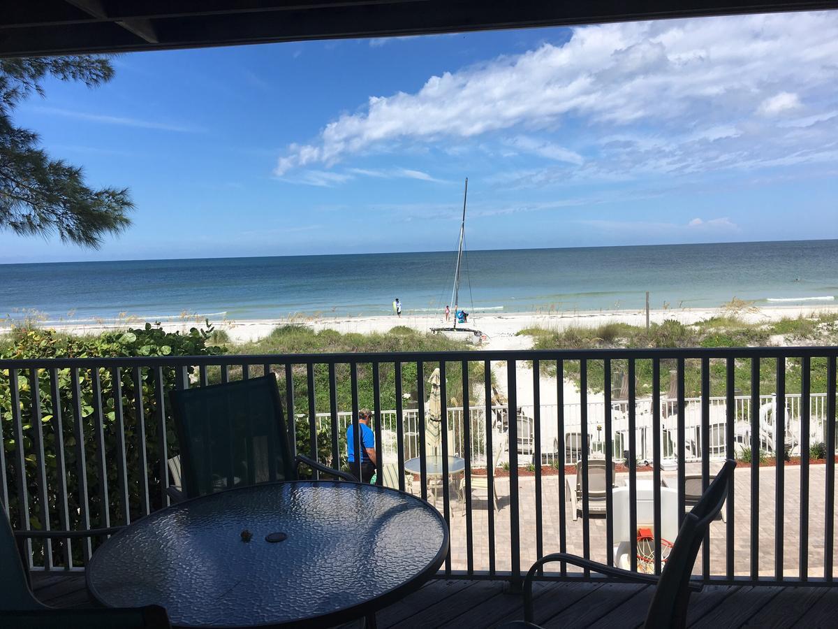 Joyce's Beachfront 3 Apartment Clearwater Beach