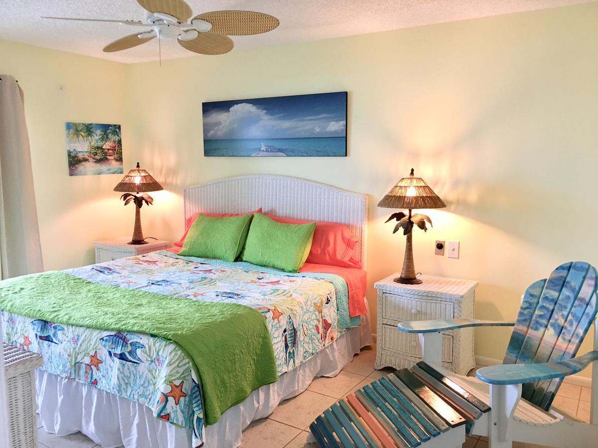 Joyce's Beachfront 3 Clearwater Beach