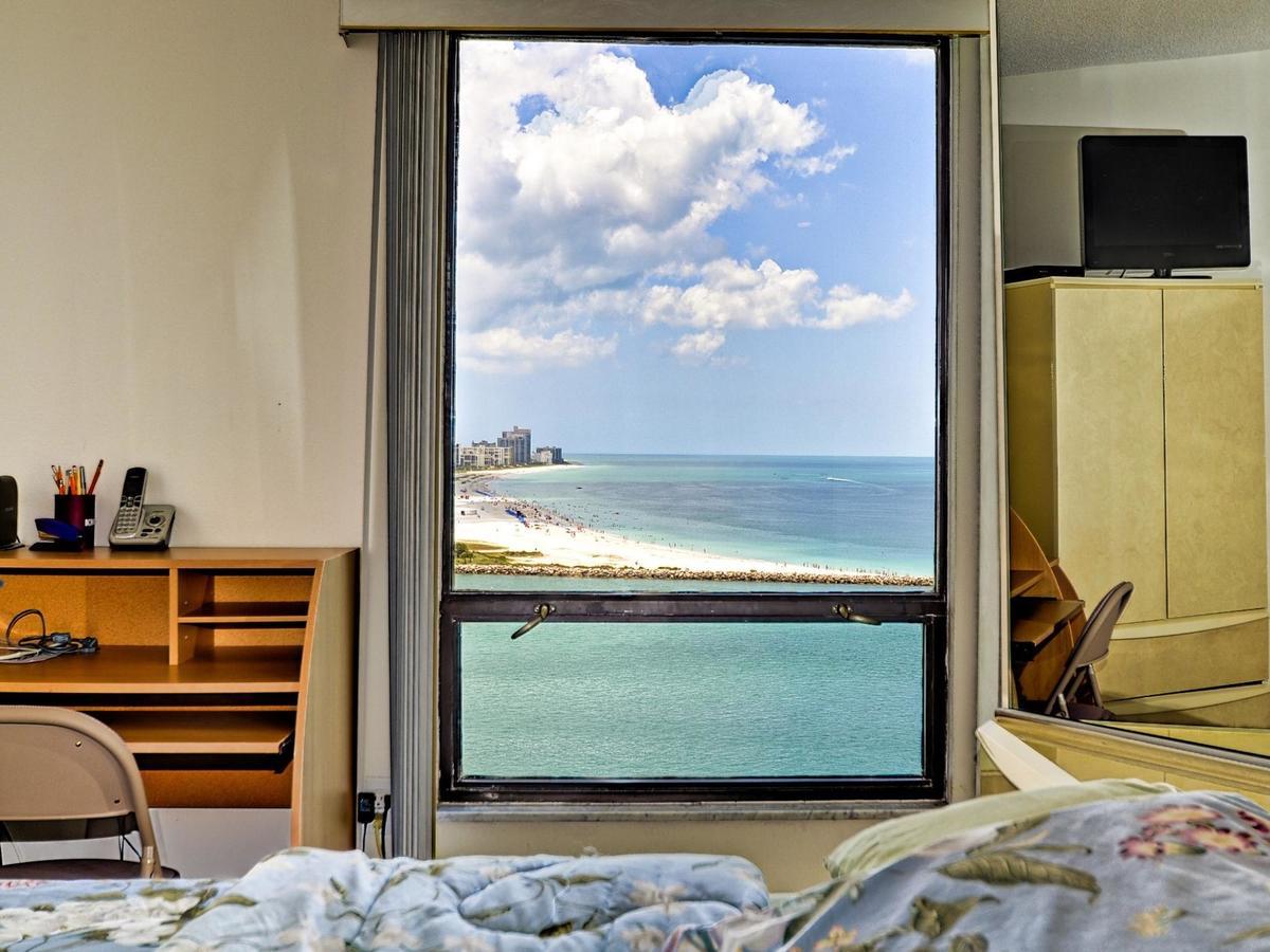 440 West 1507s * Clearwater Beach