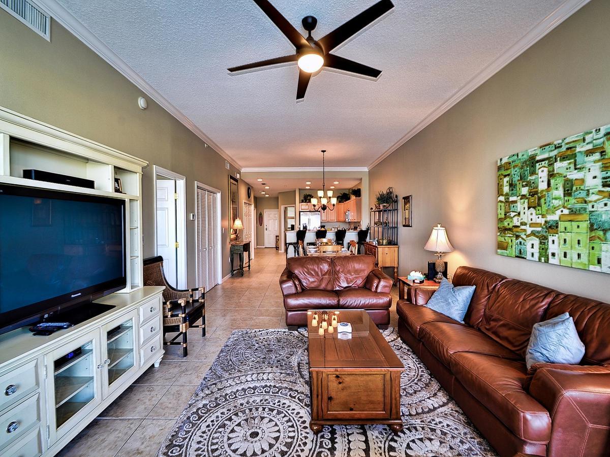 Apartment Harborview Grande 705
