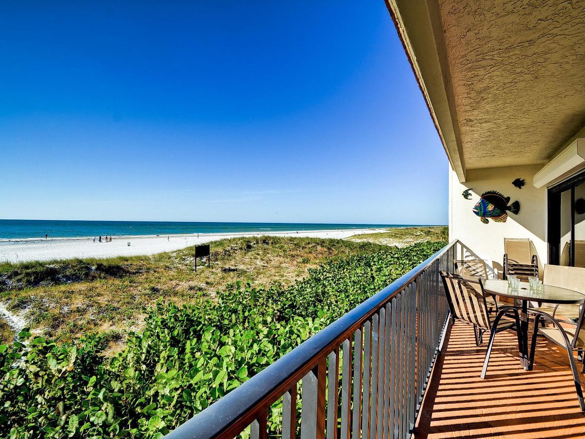 Surfside 204 Apartment