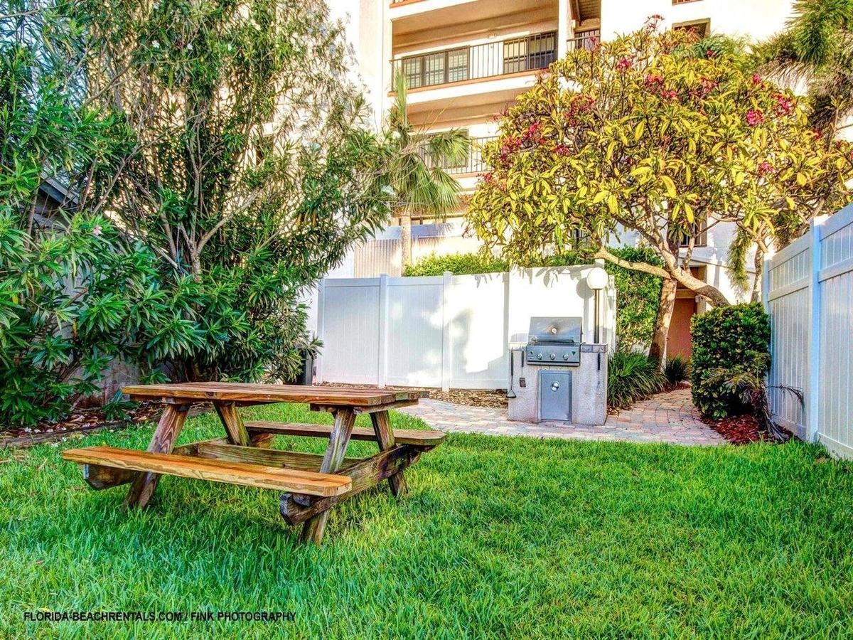 Surfside 202 Apartment Clearwater Beach