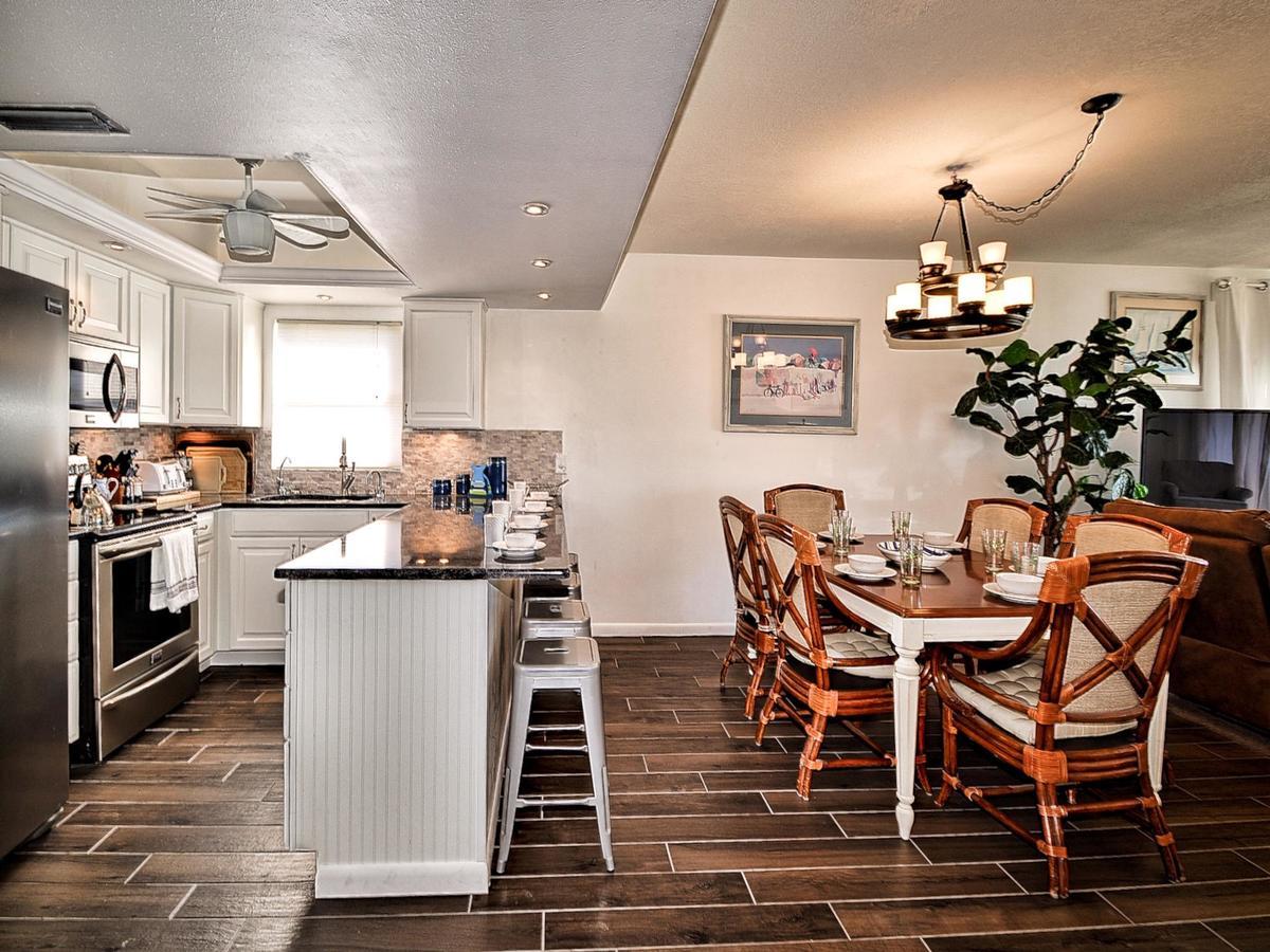 Surfside 204