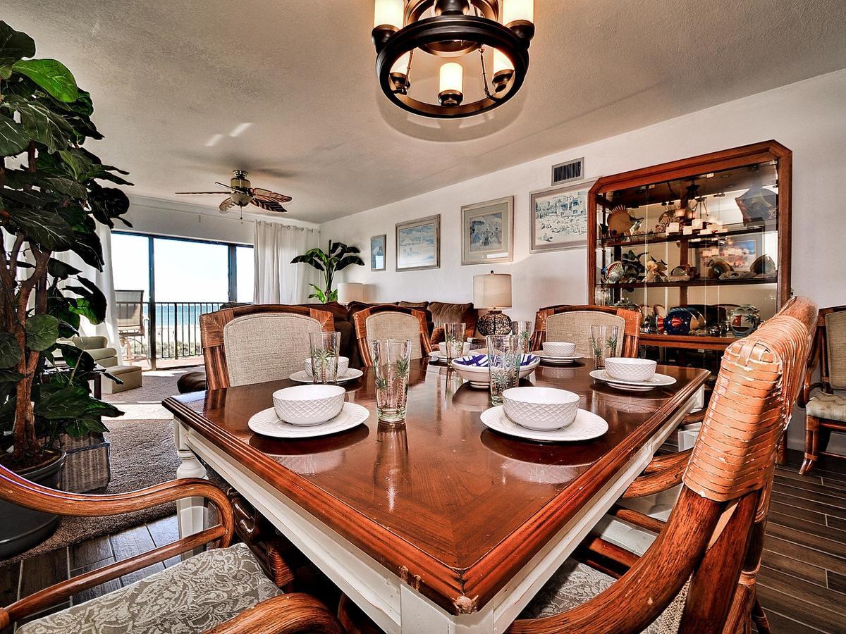 Surfside 204 *
