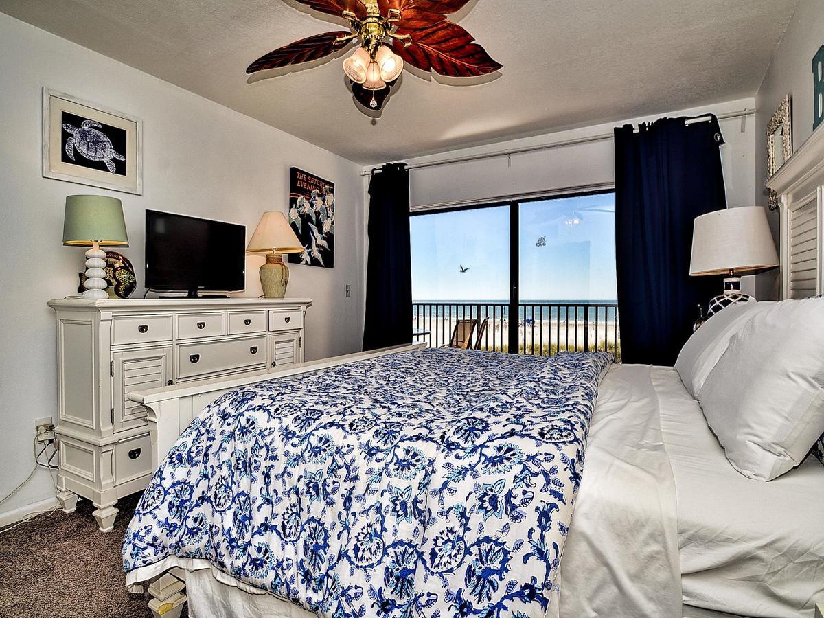 Surfside 204 Apartment