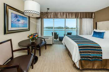 Best Western Sea Wake Beach