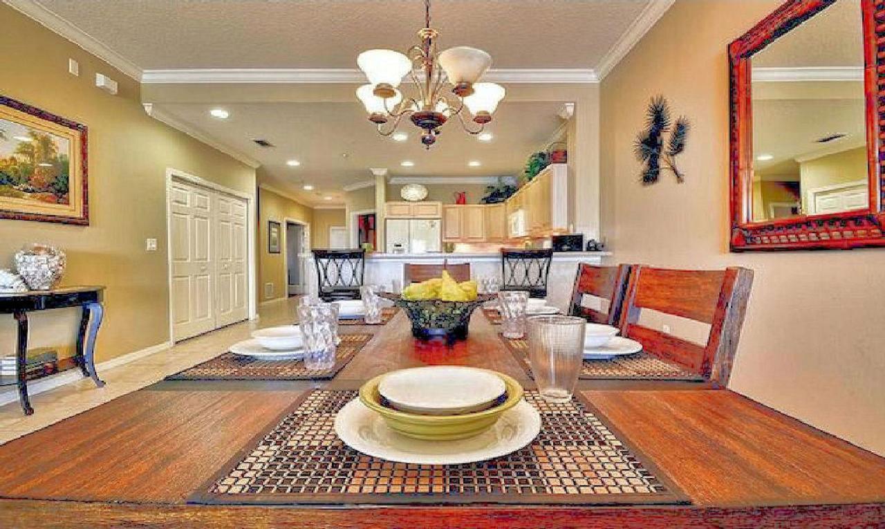 Apartment Luxury 5 Star Water Front 3 Beds 2 Bath Pool Hot-tub And Views