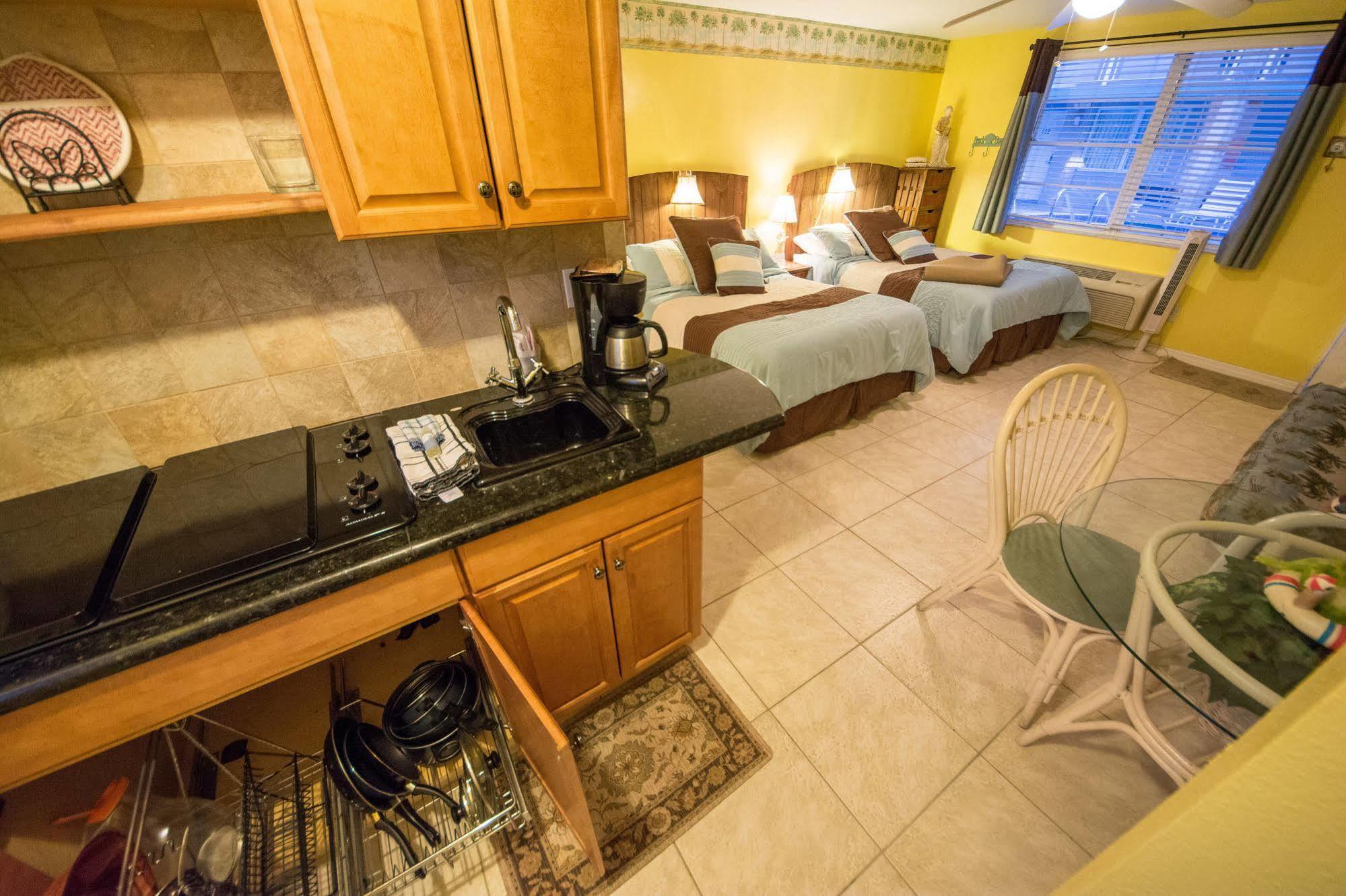 Hotel Camelot
