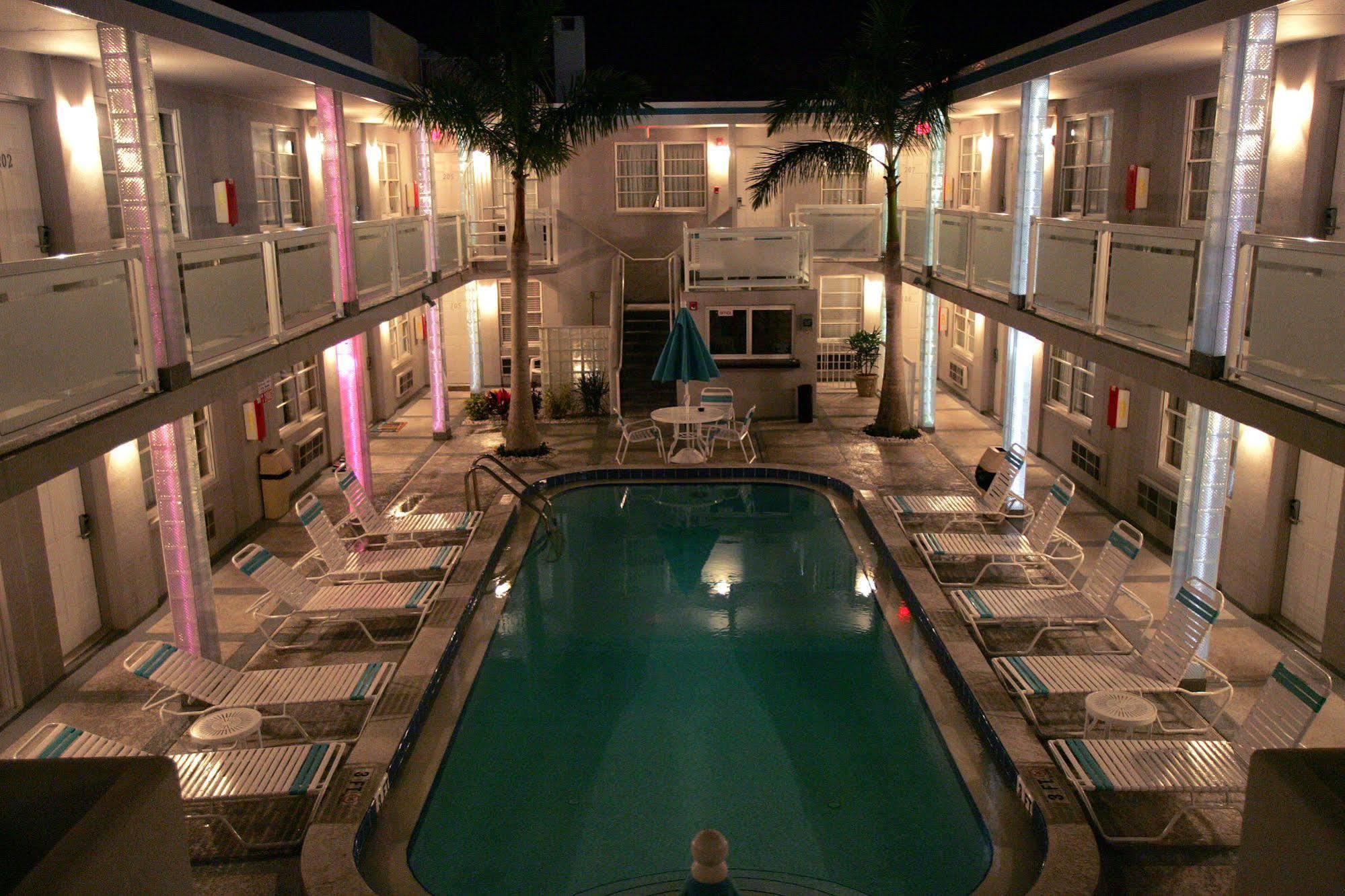 Hotel Camelot