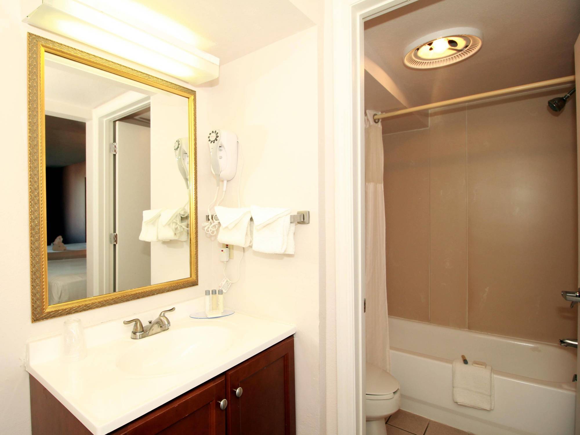 Magnuson Clearwater Hotel