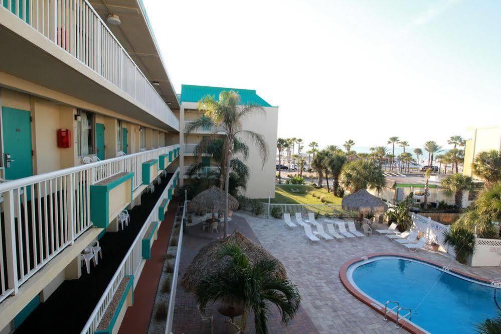 Magnuson Clearwater Hotel 2*