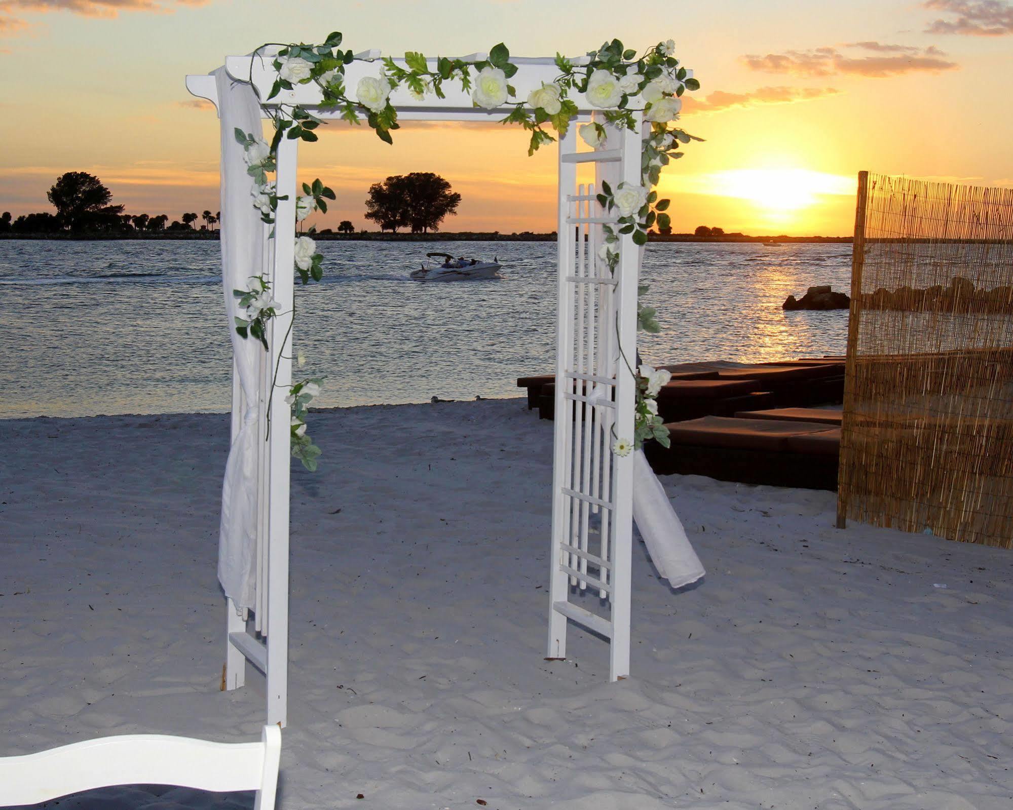 Best Western Sea Wake Beach Hotel