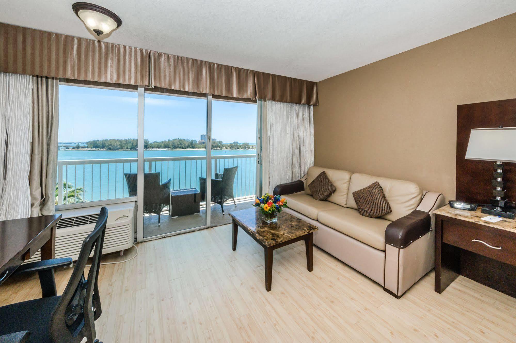 Best Western Sea Wake Beach Clearwater Beach