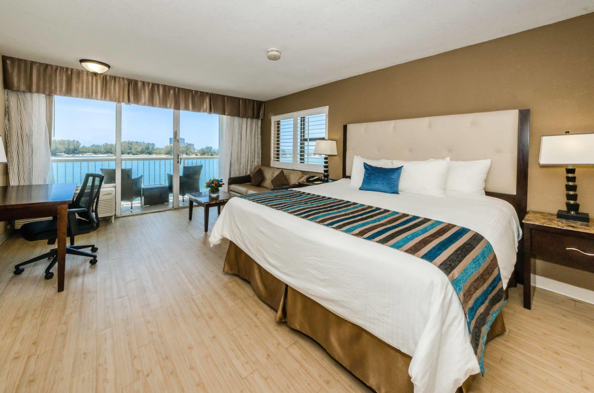 Best Western Sea Wake Beach