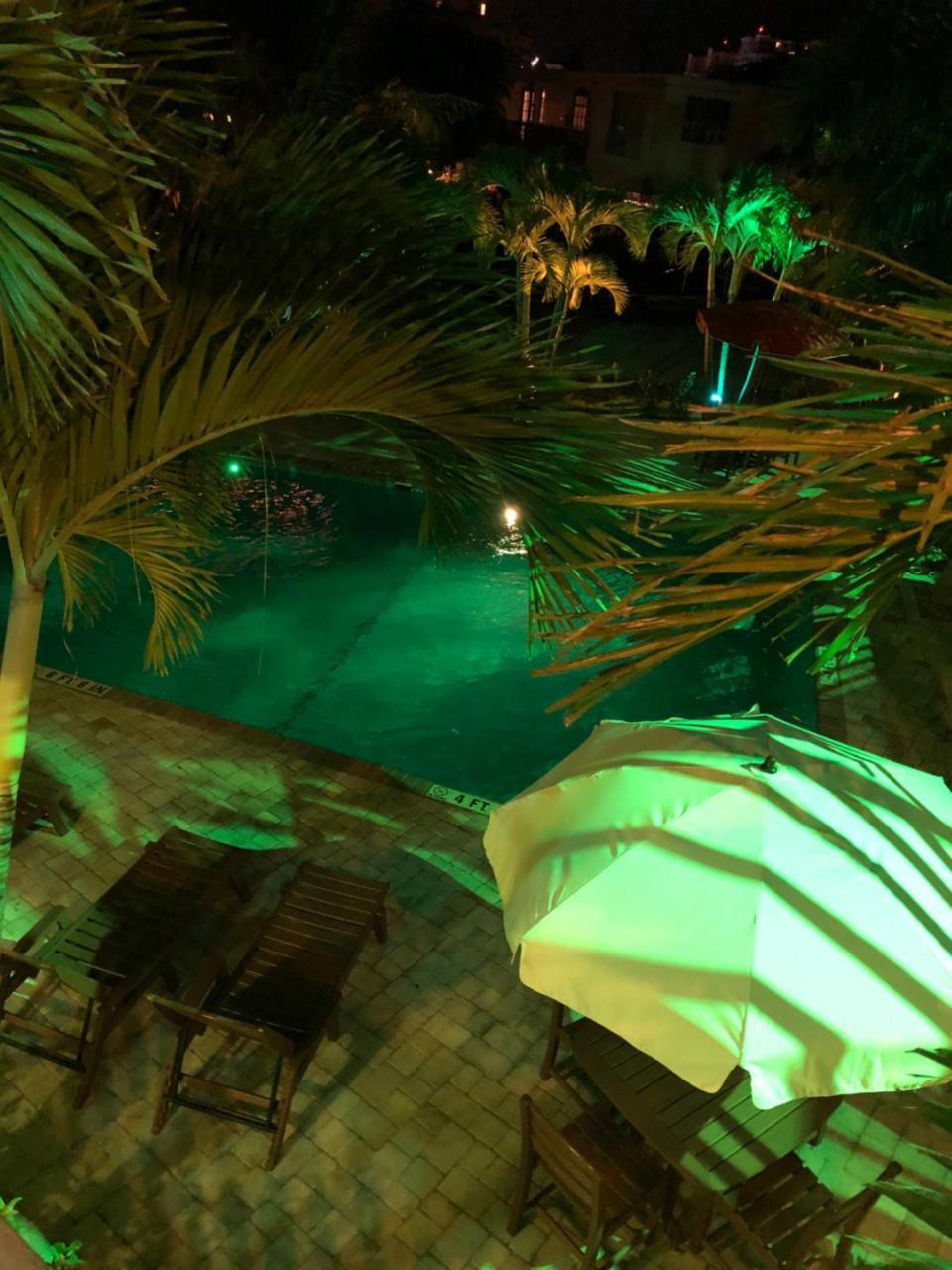 Motel Surf N' 2*