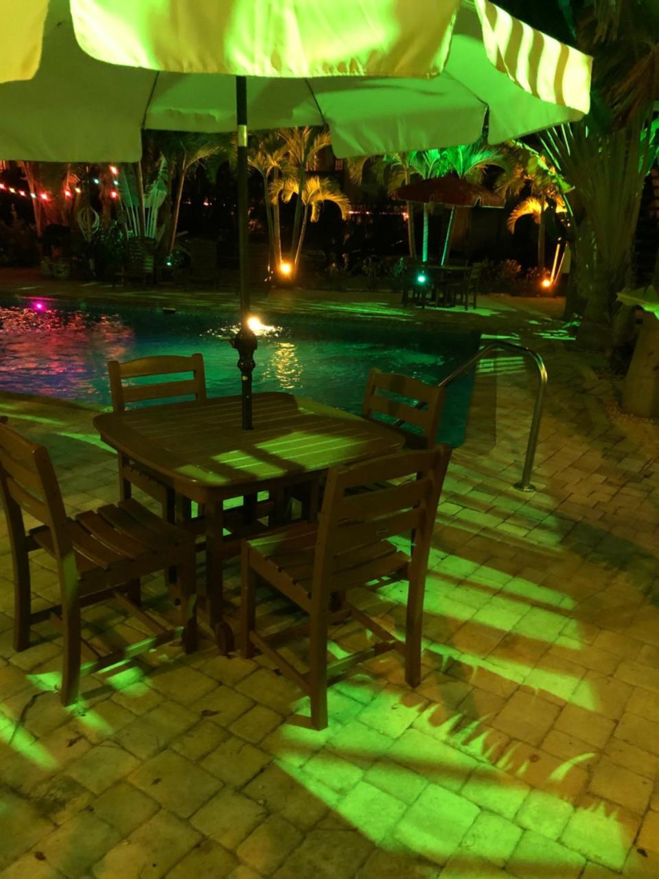 Motel Surf N' 2*