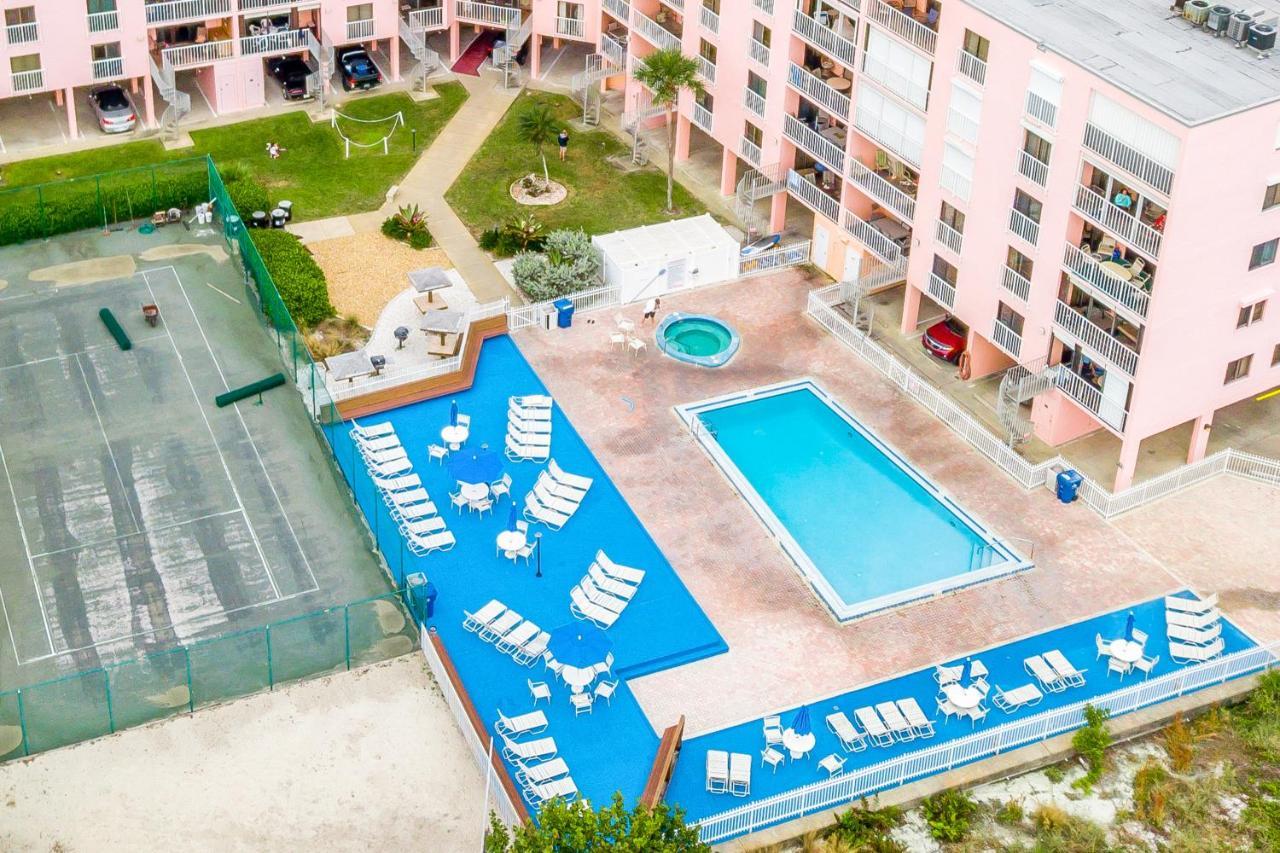 Reef Club 306