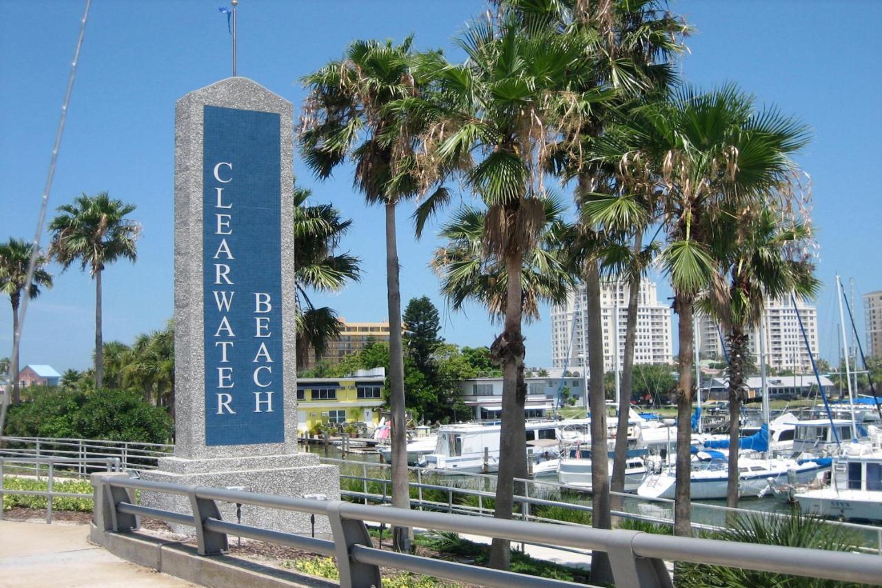 Pelican Pointe *
