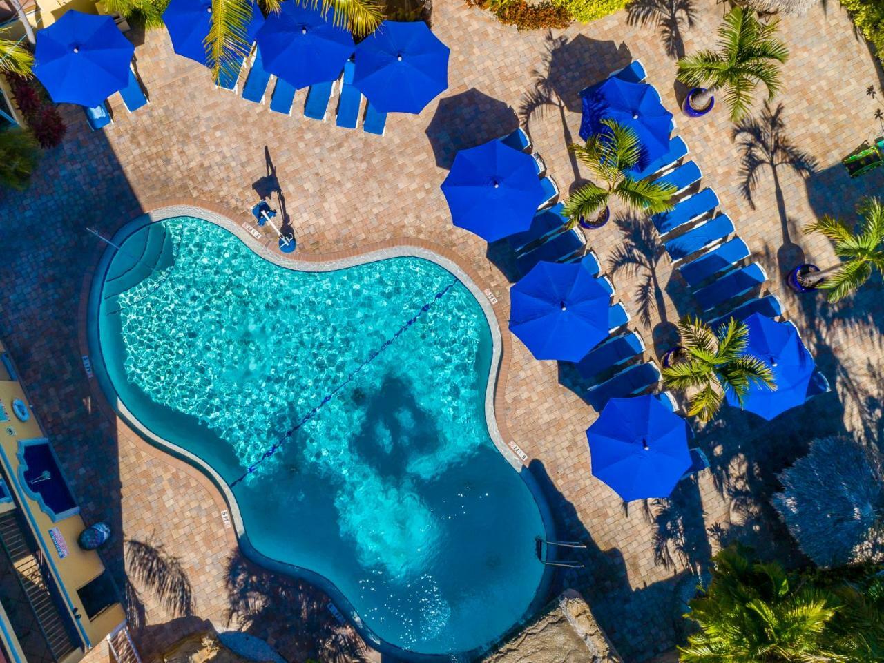 Coconut Cove Resort