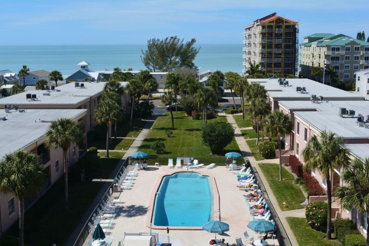 Sea Club #405