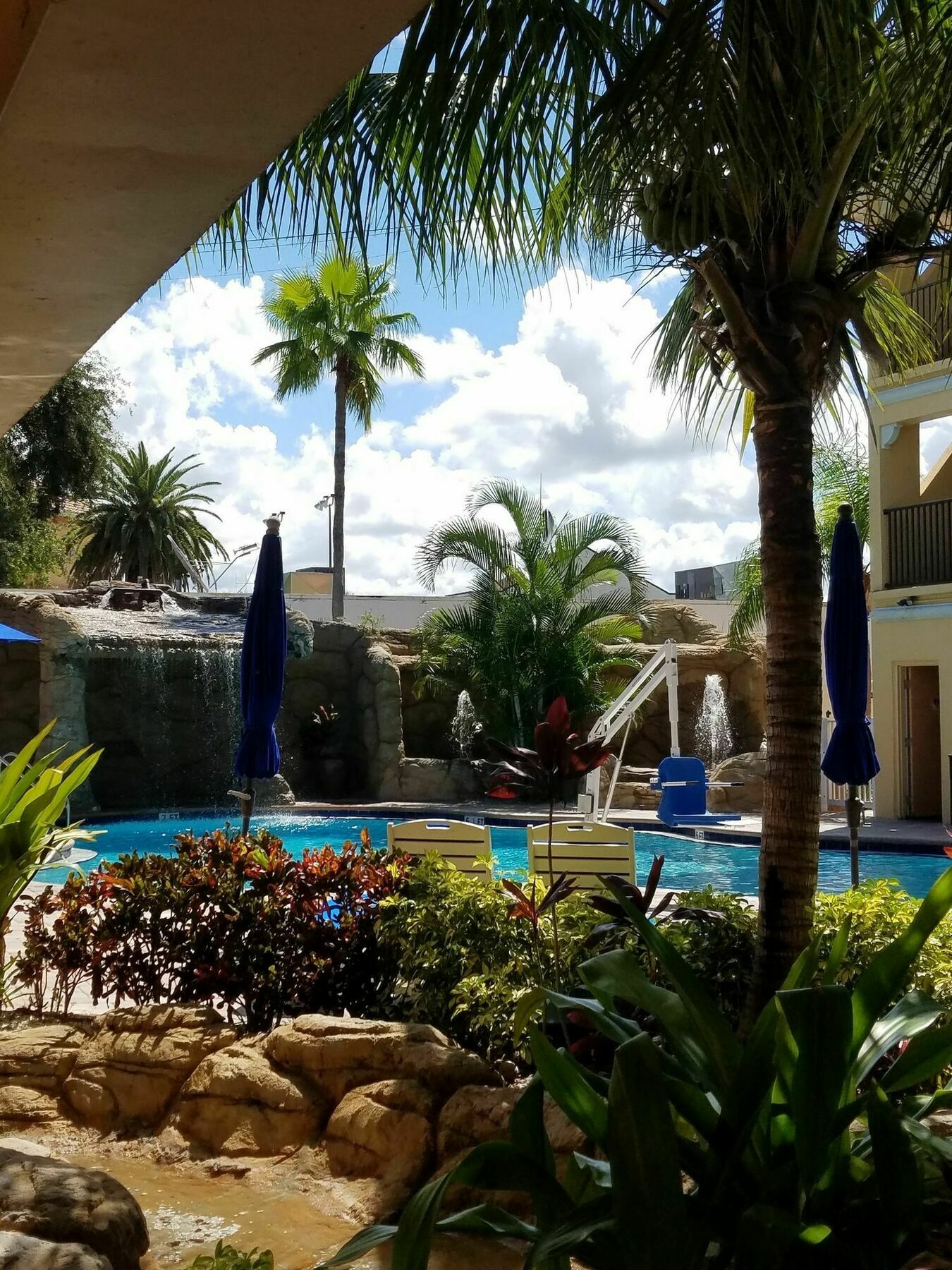 Coconut Cove 3*