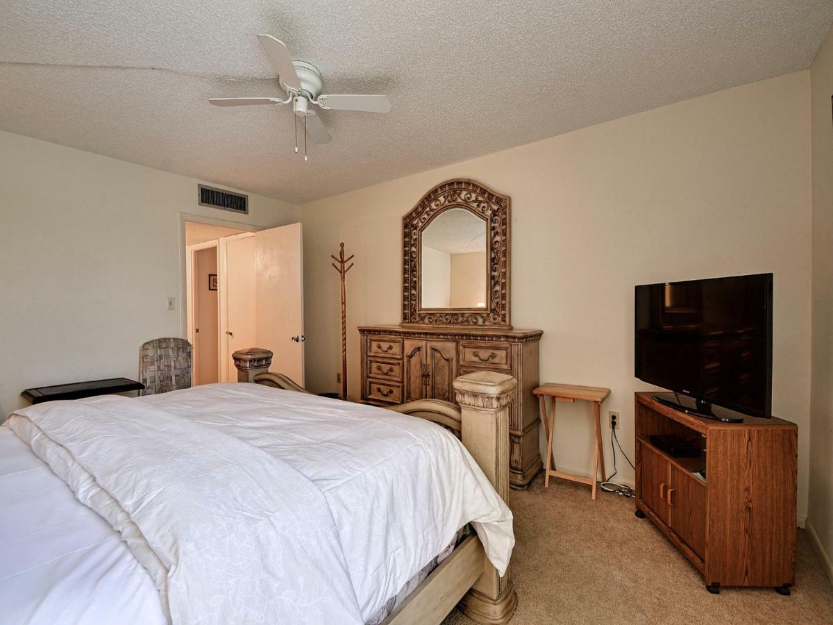 440 West 902n Waterfront 2 Bedroom 2 Bathroom At 440 West 23127 Clearwater Beach