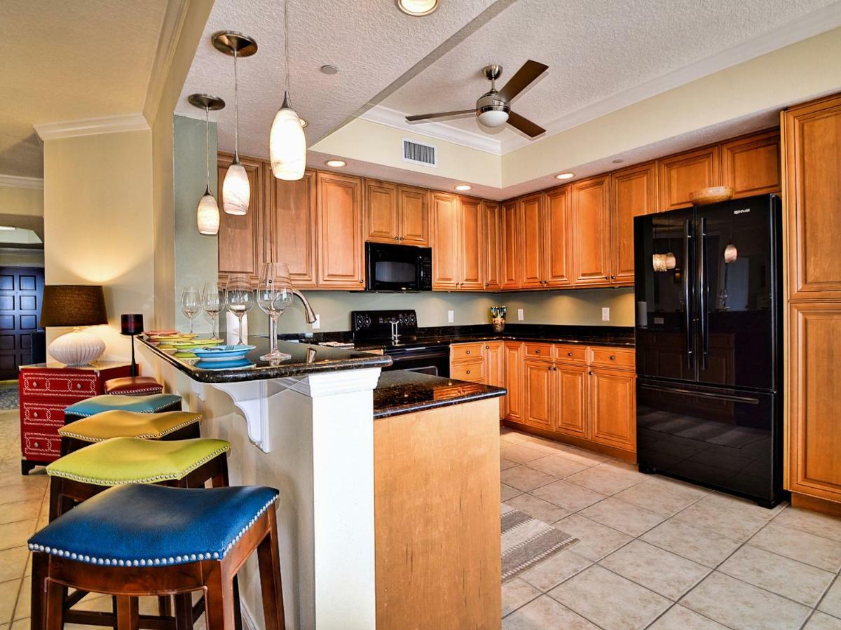 Apartment Belle Harbor 701w Luxury With Panoramic Water View. 23088 Clearwater Beach