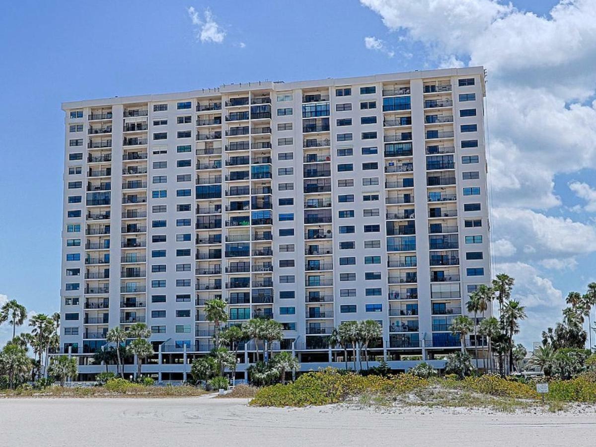 Harbour Light Towers 1105 11th Floor Beachfront At Harbour Light Towers 23118 Apartment Clearwater Beach