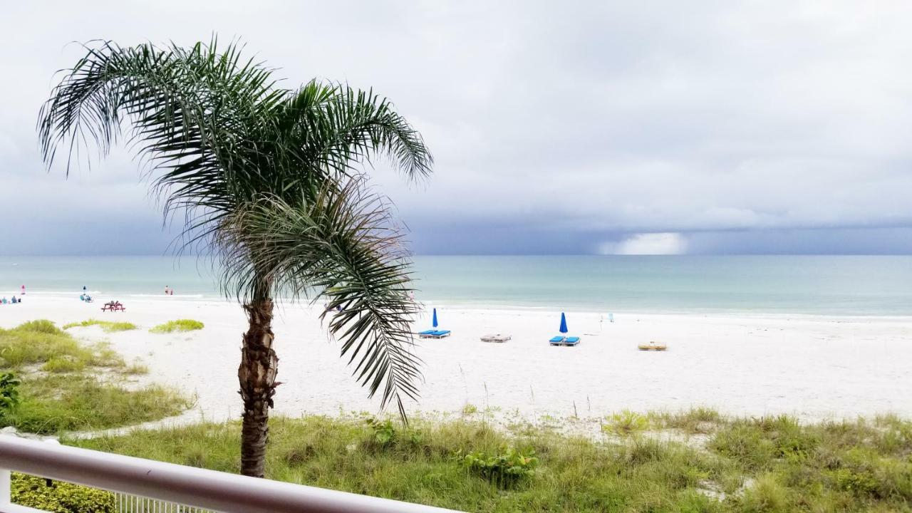 Resort The Chateaux By Travel Services Clearwater Beach