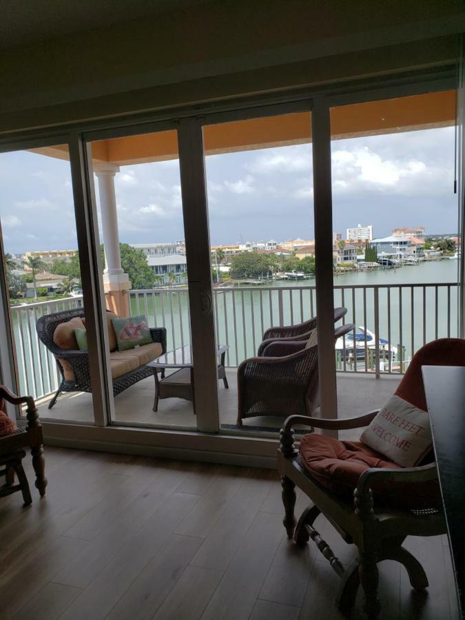 Harborview Grande #400 *