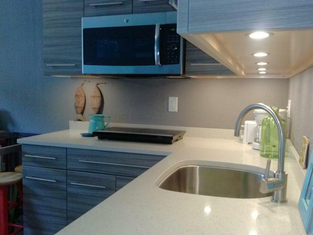Apartment Beach Getaway Ii At Belleview, Indian Shores, Fl