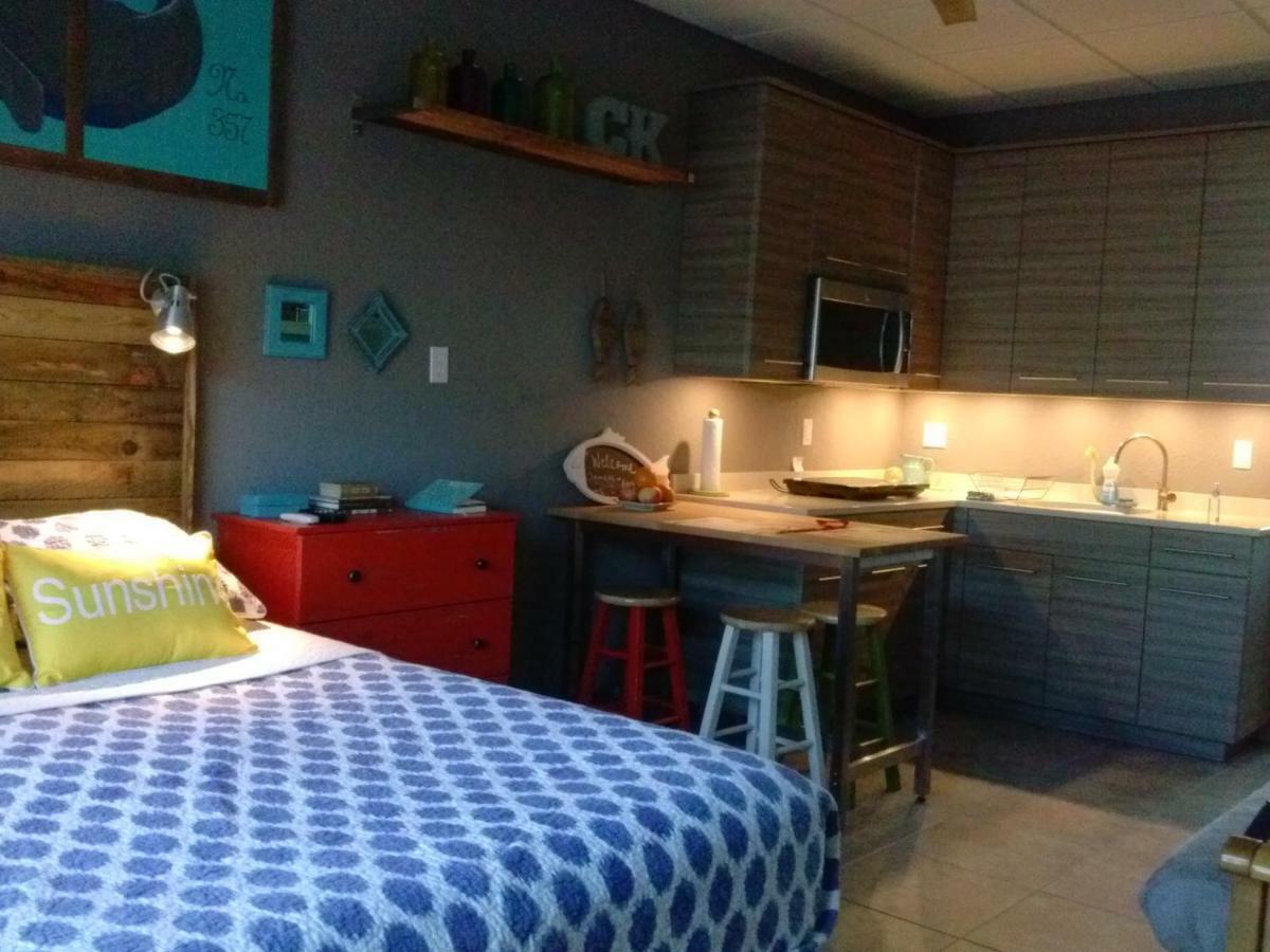 Beach Getaway Ii At Belleview, Indian Shores, Fl *