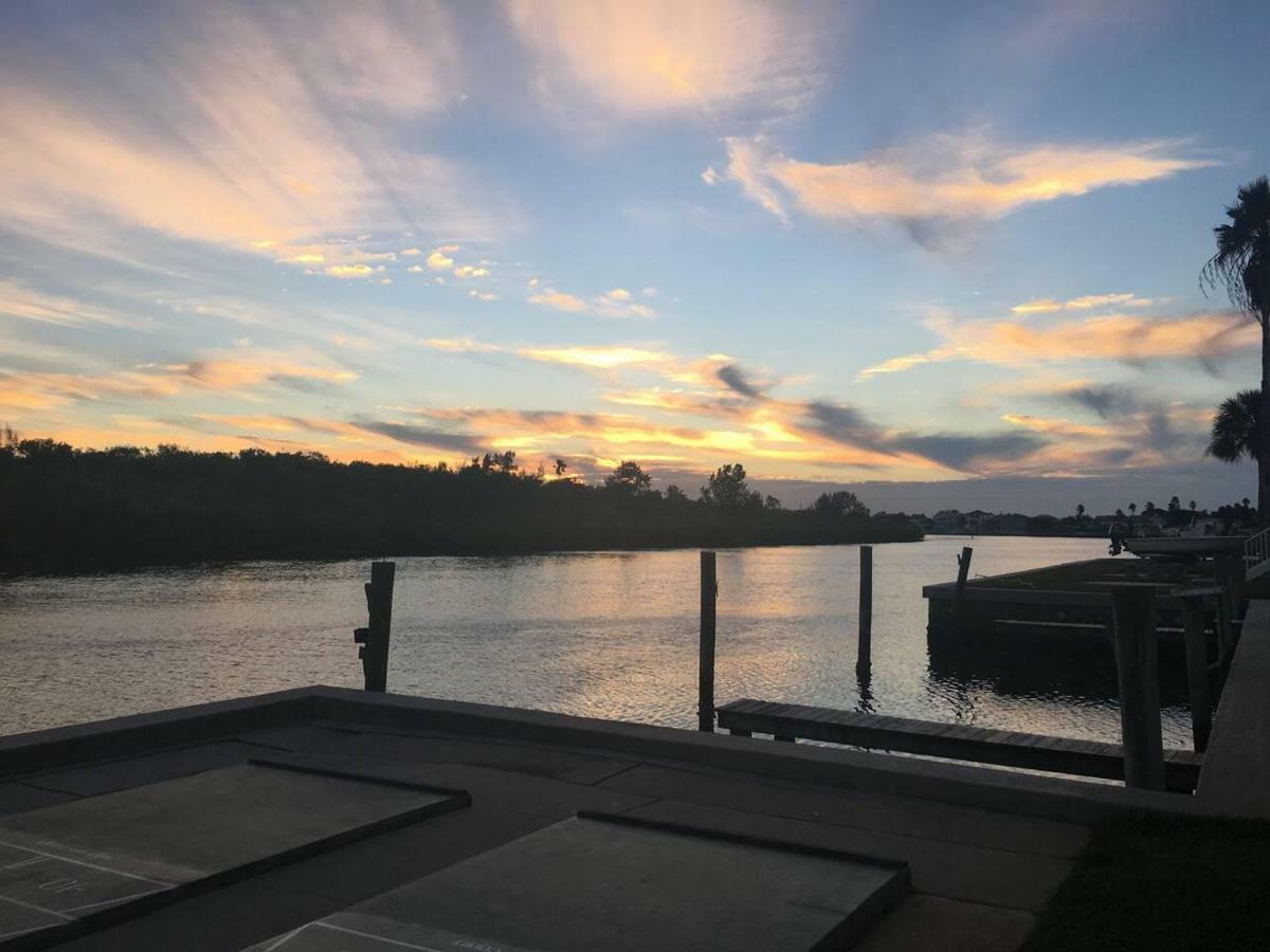 Beach Getaway I At Belleview Apartment *