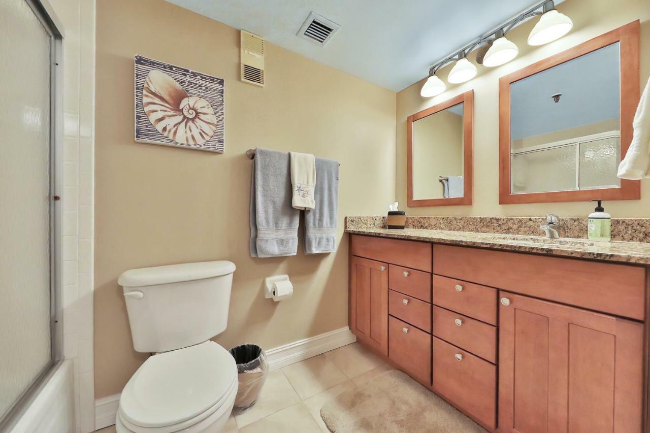 Golden Shores 603 Apartment