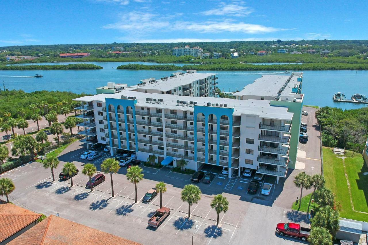 Golden Shores 603 *