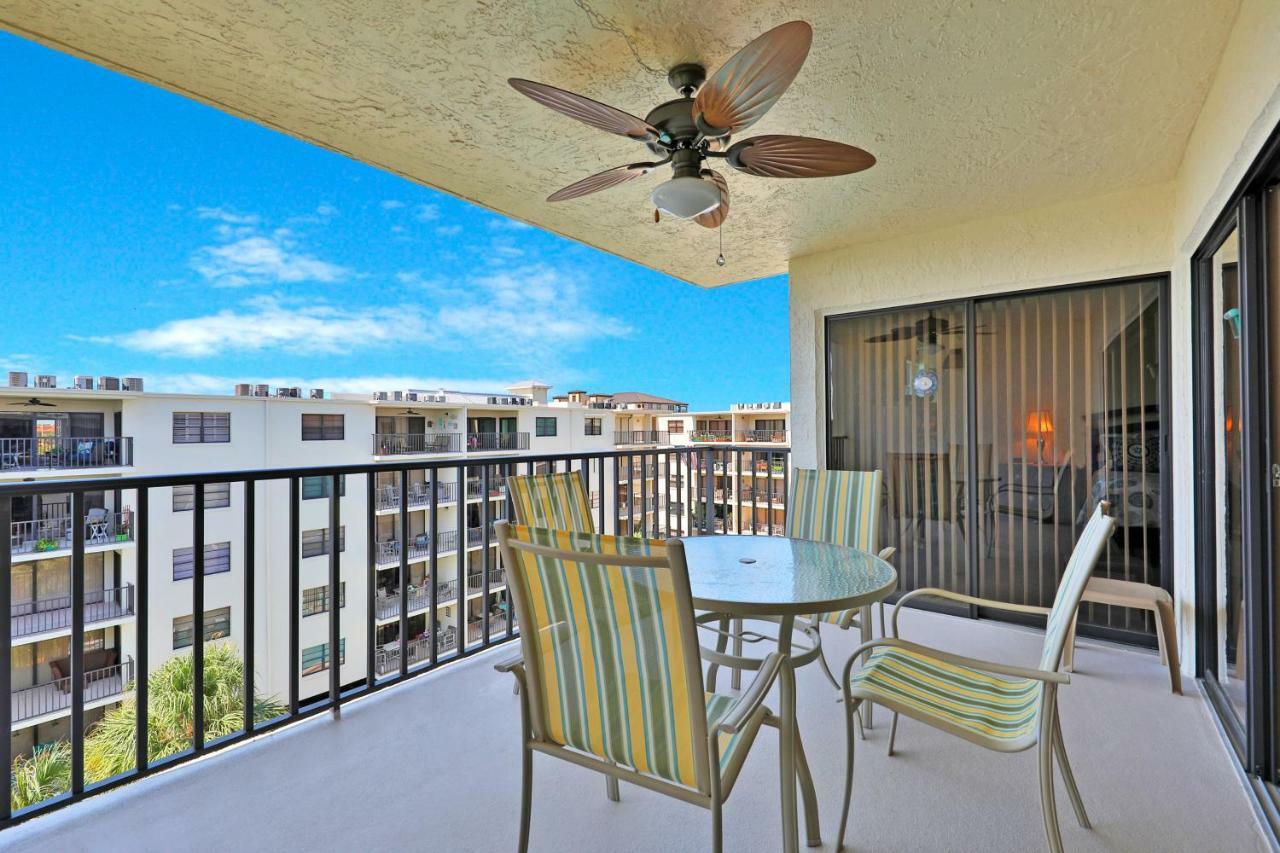 Golden Shores 603 Apartment