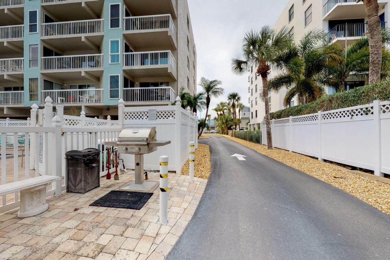 Waterview 205 * Clearwater Beach